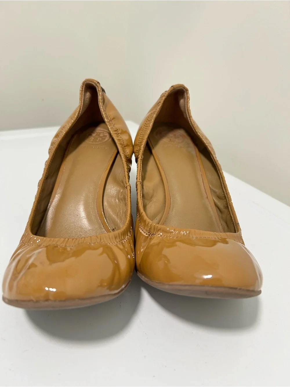 Tory Burch Eddie Ballet Wedge Tan Camel Size 11 M